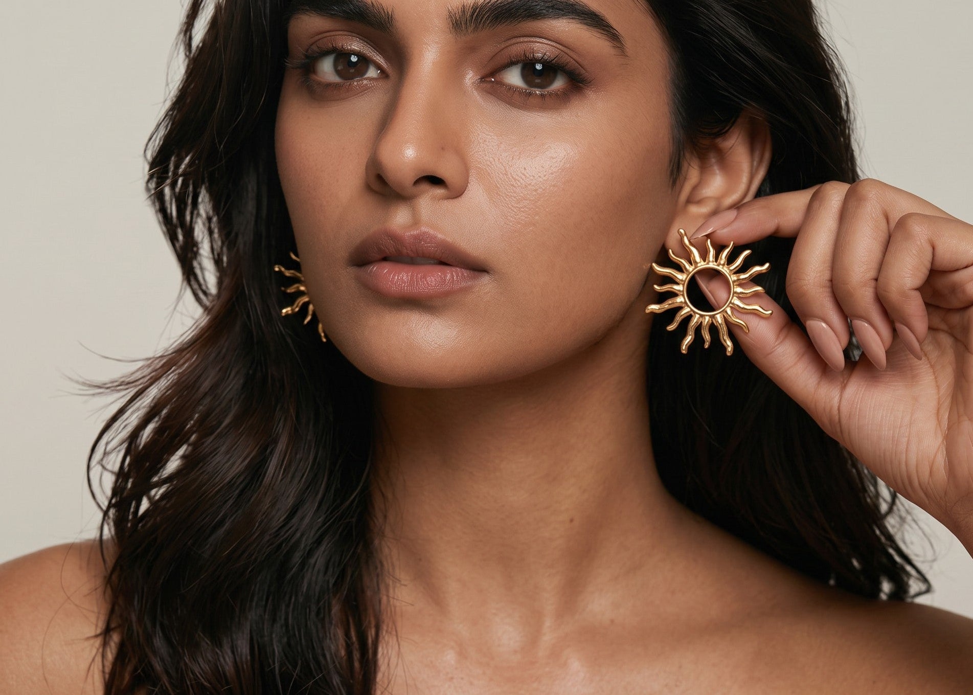 Trove Colombo Delphine 14K gold-plated sunburst earrings